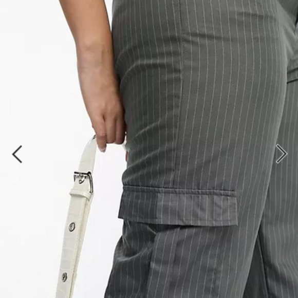 ASOS Heartbreak Plus wide leg cargo trousers co-ord in grey pinstripe Sz 16 US - Picture 3 of 5